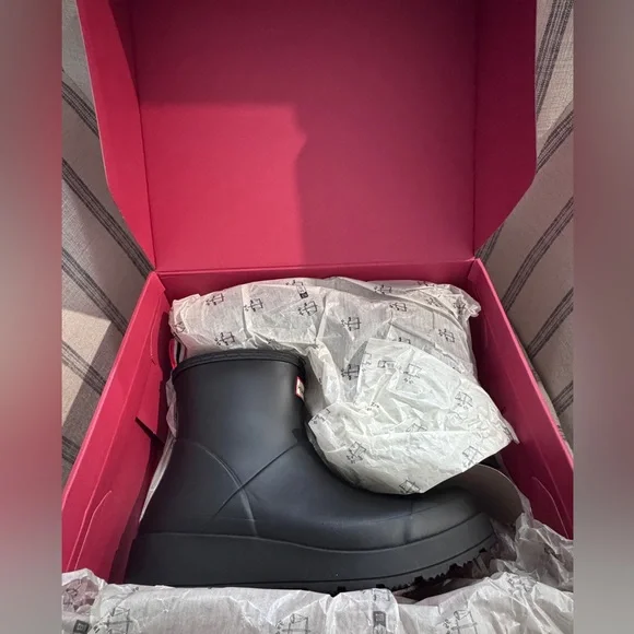 HUNTER- Women's PLAY Short Rain Boots - Picture 12 of 13